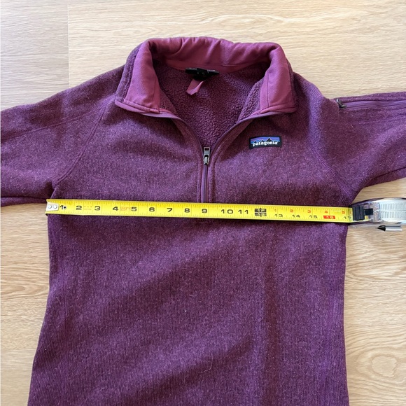 Patagonia Quarter-Zip Fleece pull over - Picture 2 of 7